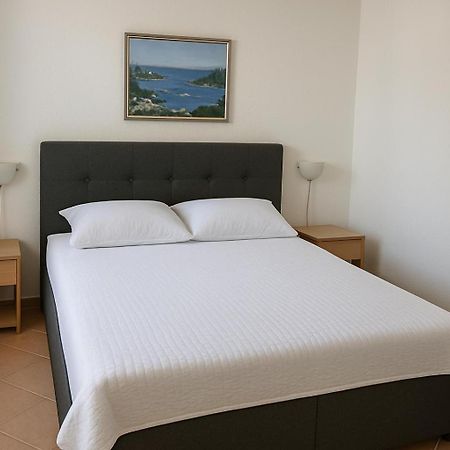 Apartments Marika Драшнице Екстериор снимка
