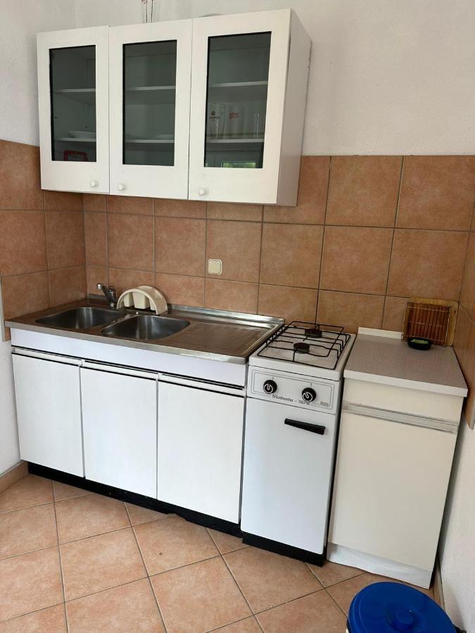 Apartments Marika Драшнице Екстериор снимка