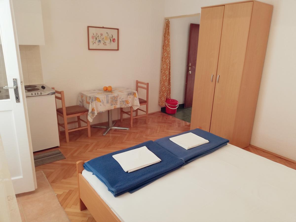 Apartments Marika Драшнице Екстериор снимка